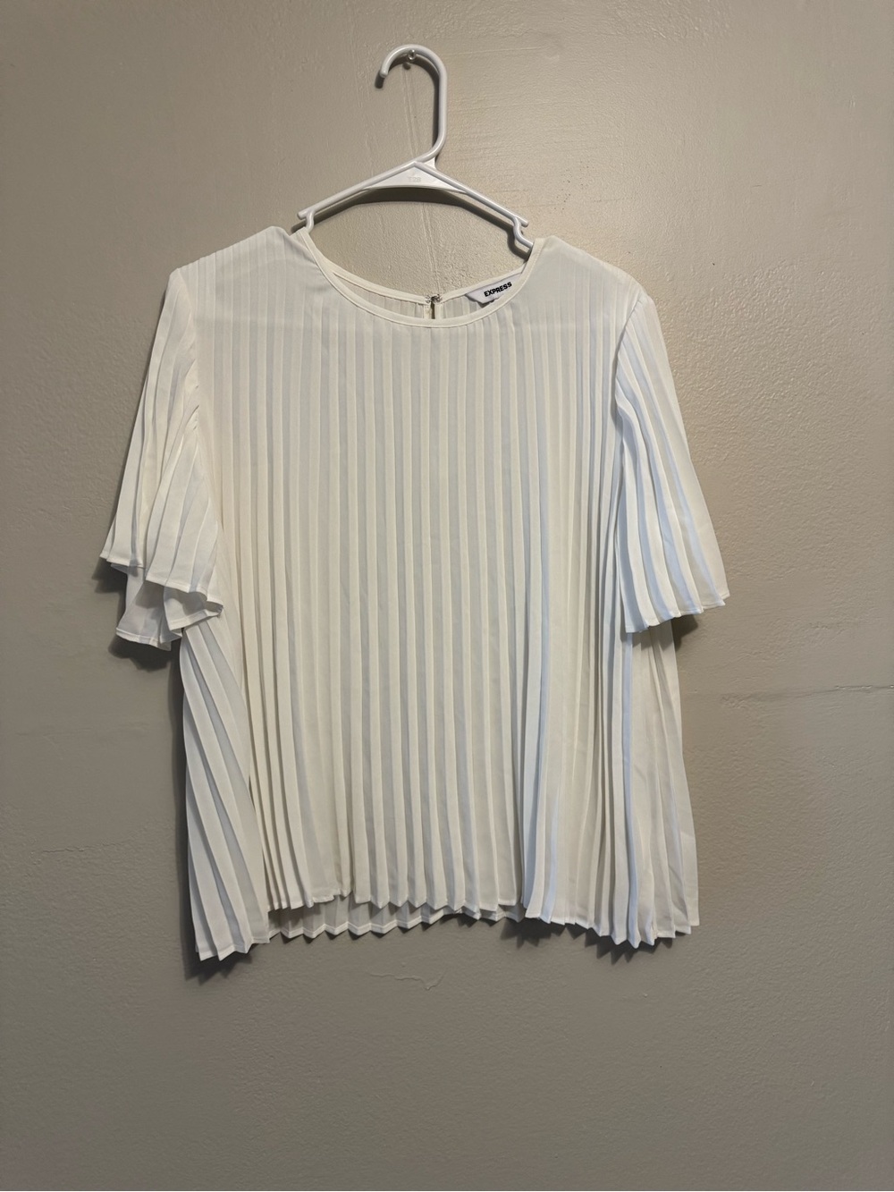 Express White Pleated Short-Sleeve Blouse